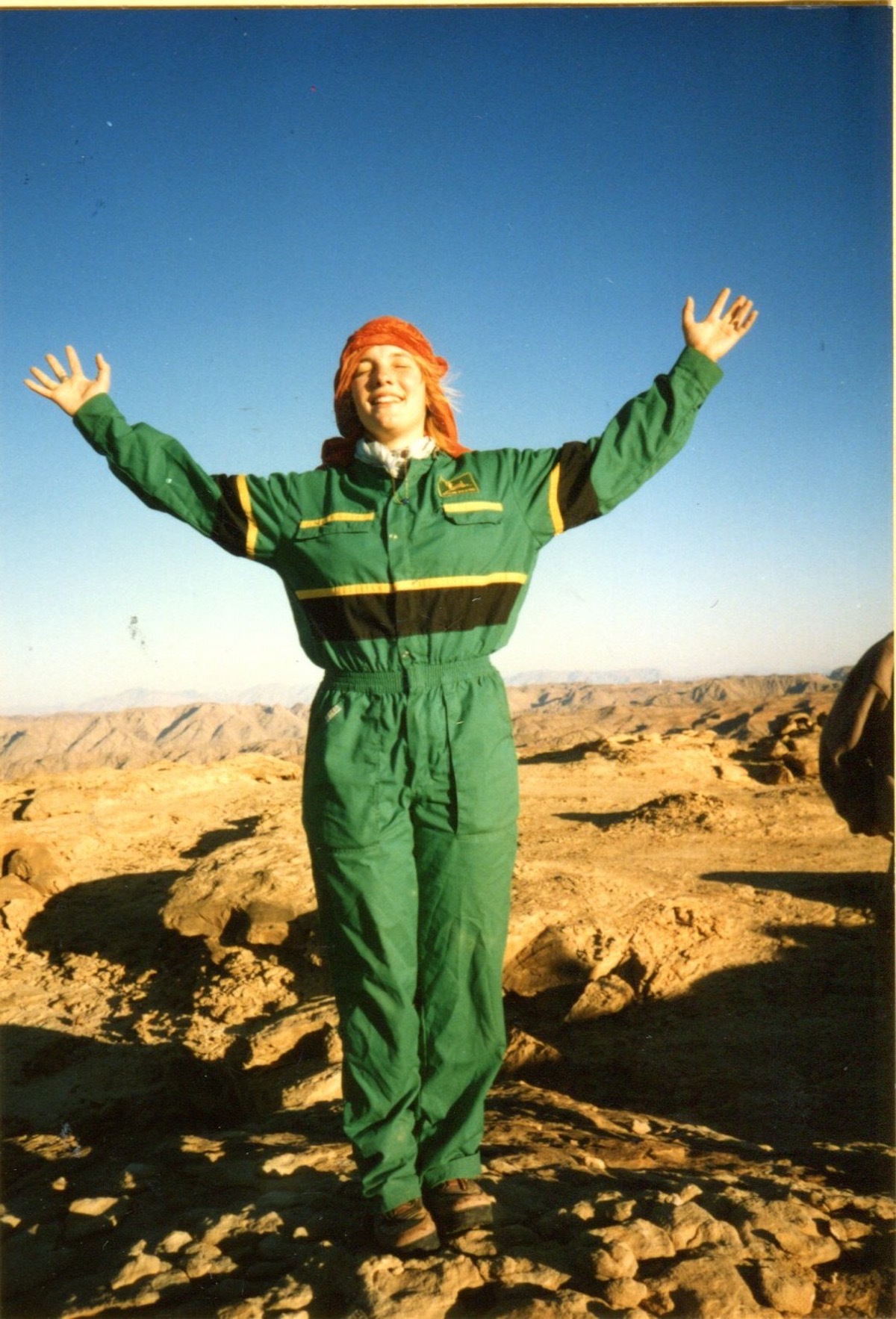 Weaving Relation 1998 2000 35