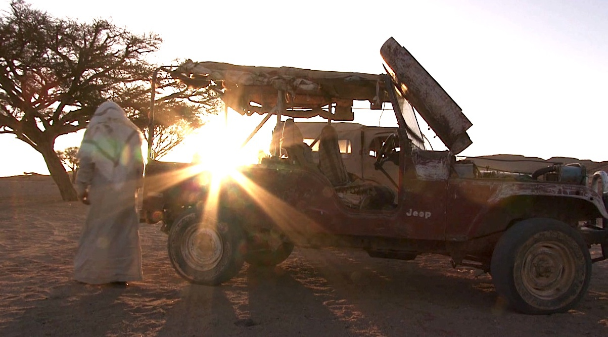 Nomadic moves still jeepsun